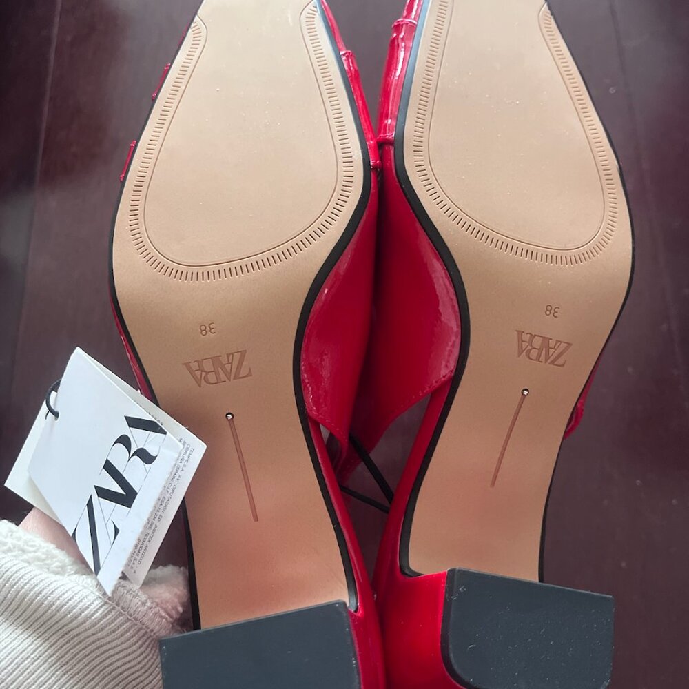 Zara Red Heels / Slingbacks - Picture 4 of 6